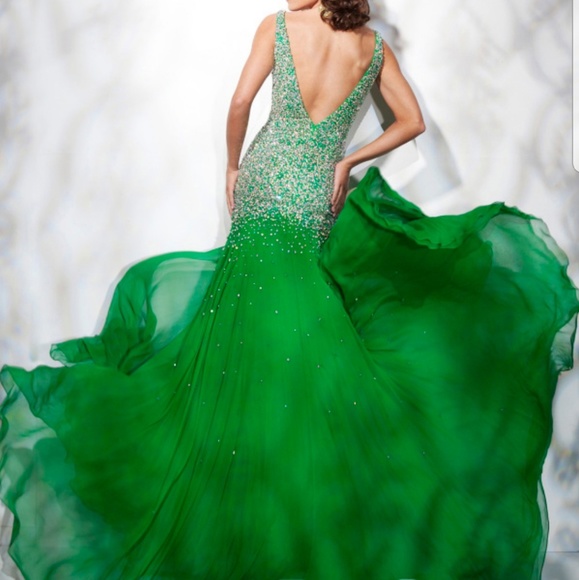 Tony Bowls collection gown limited edition Green - Picture 4 of 8